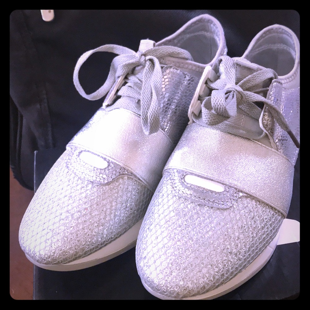 Dress sneakers